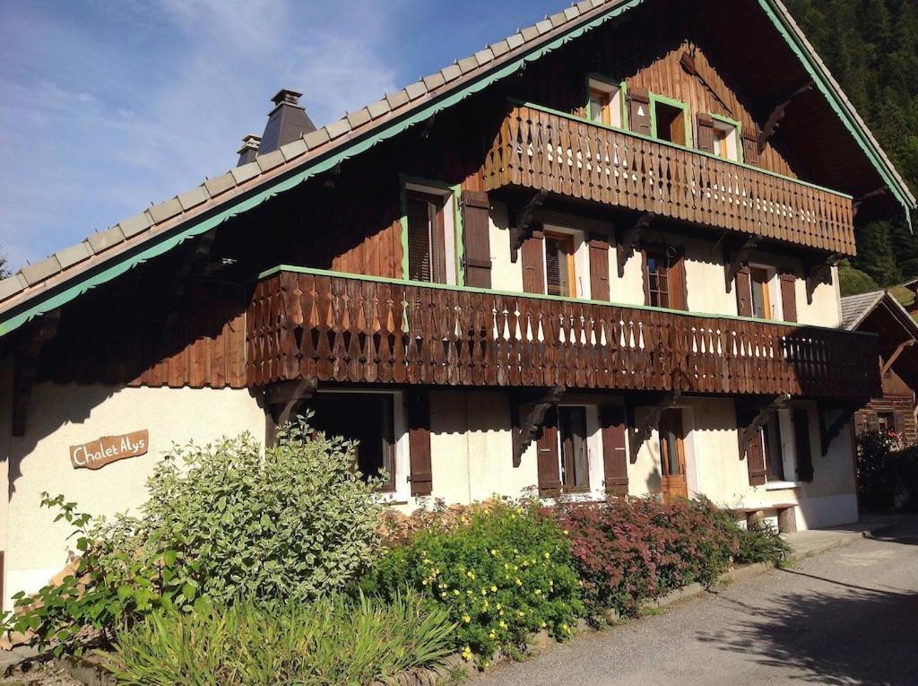 Spacious Ski Chalet In Traditional French Village, Sleeps 8, Four Star With Fibre Broadband Абонданс Екстериор снимка