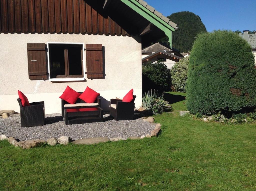 Spacious Ski Chalet In Traditional French Village, Sleeps 8, Four Star With Fibre Broadband Абонданс Екстериор снимка