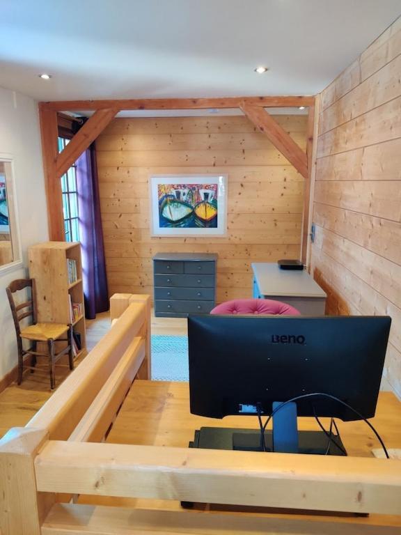 Spacious Ski Chalet In Traditional French Village, Sleeps 8, Four Star With Fibre Broadband Абонданс Екстериор снимка