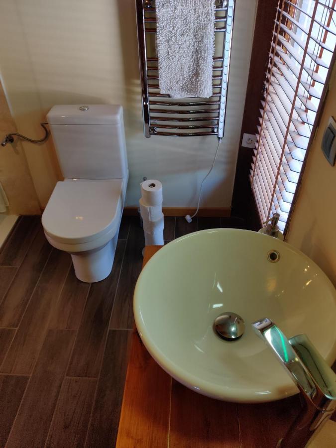 Spacious Ski Chalet In Traditional French Village, Sleeps 8, Four Star With Fibre Broadband Абонданс Екстериор снимка