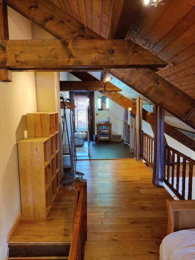 Spacious Ski Chalet In Traditional French Village, Sleeps 8, Four Star With Fibre Broadband Абонданс Екстериор снимка