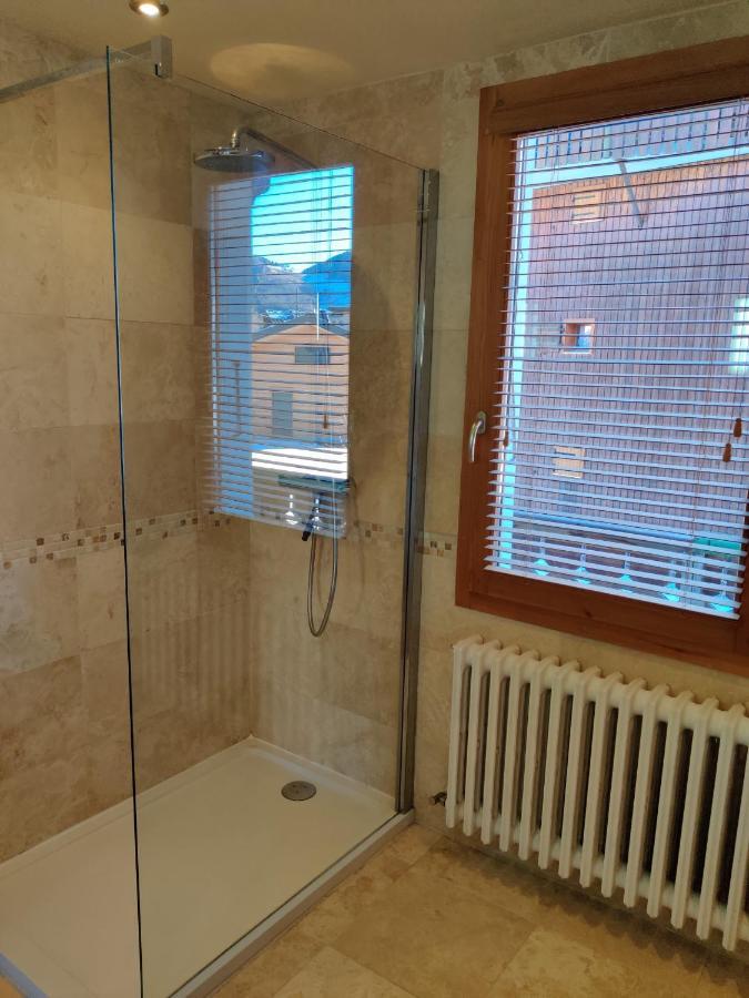 Spacious Ski Chalet In Traditional French Village, Sleeps 8, Four Star With Fibre Broadband Абонданс Екстериор снимка