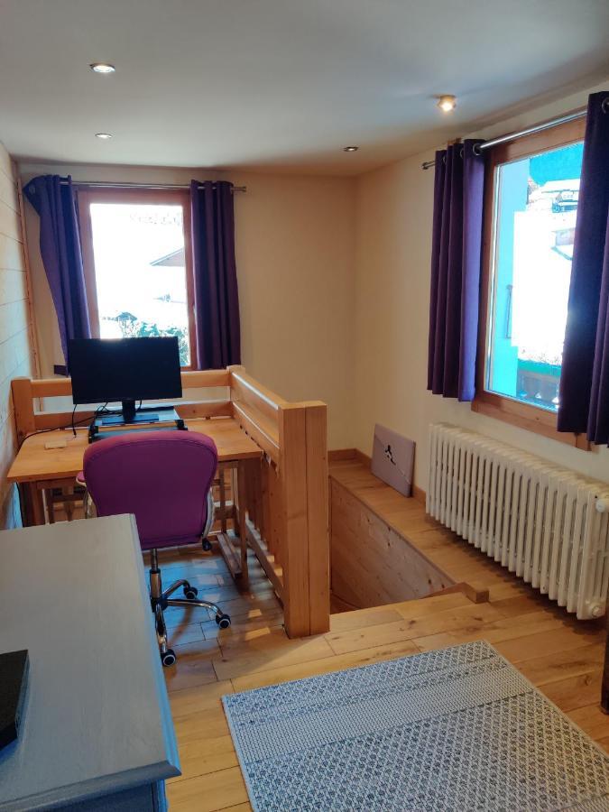 Spacious Ski Chalet In Traditional French Village, Sleeps 8, Four Star With Fibre Broadband Абонданс Екстериор снимка
